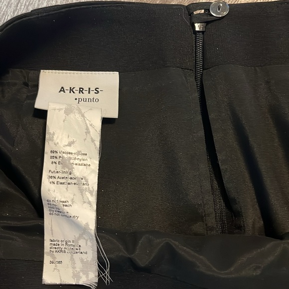 A-K-R-I-S  punto women’s skirt size 8 - Picture 8 of 10